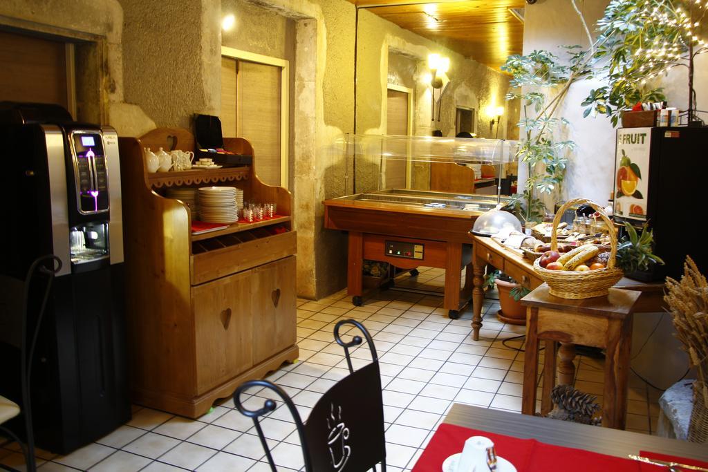 Hotel Des Marquisats Annecy Exterior foto